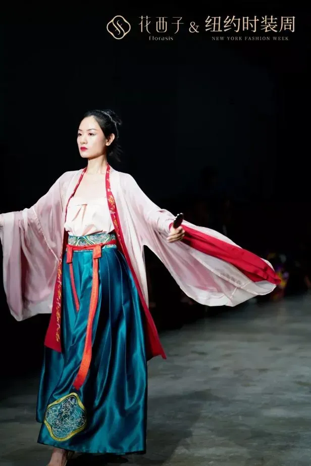 花西子出海:东方美学,如何吹向世界?