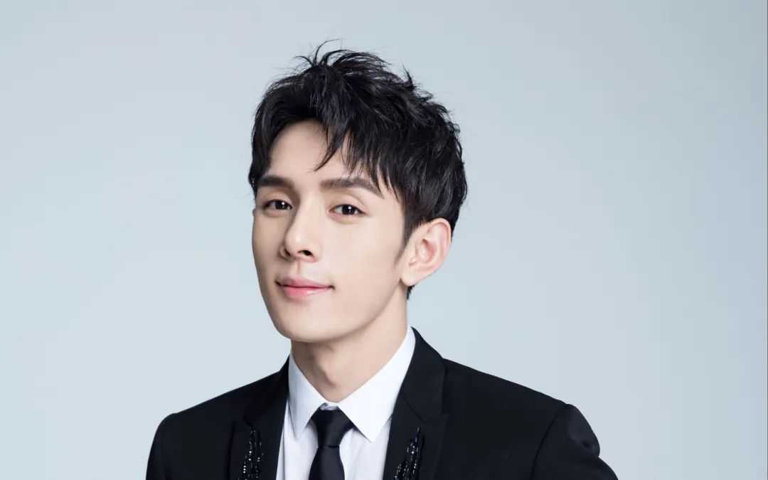 李佳琦出海9个月后,放弃直播