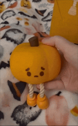 日销200单爆款预定！变脸南瓜灯TikTok千万播放，10+独立站跟卖