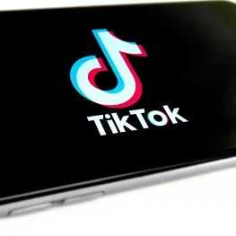 TikTok限流了怎么办？别急换IP，先搞清楚这些“真相”才能救活账号！
