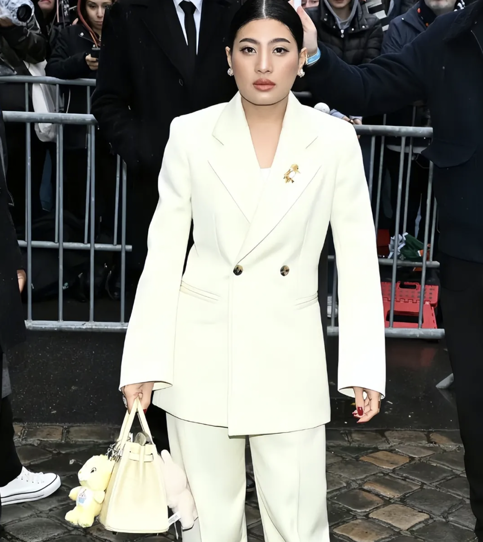 泡泡玛特Labubu再度爆火,从TikTok东南亚到全球潮玩顶流!“社交货币”新王,引发卖家抢滩跟进