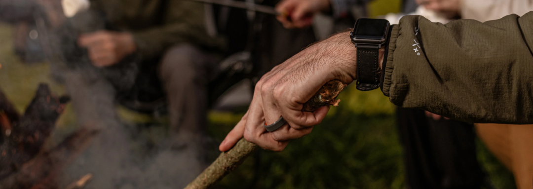 成本几美金硅胶戒指，撑起年入过亿的生意！