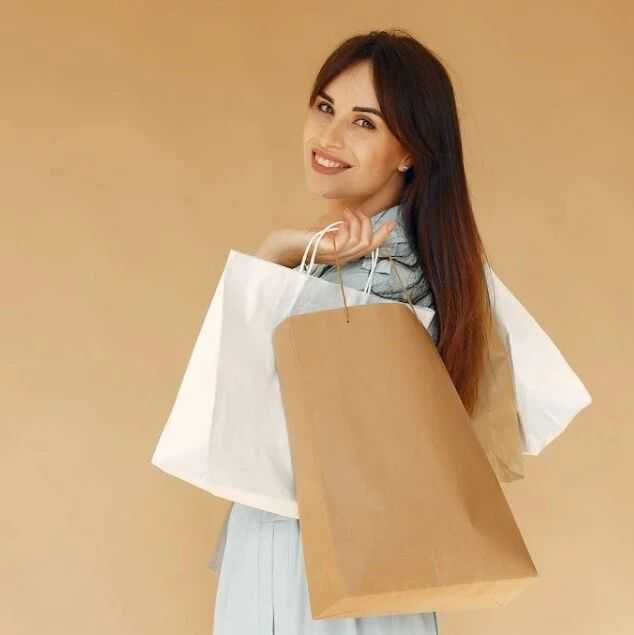 一周工作4.5天的大卖,今年已赚1个亿