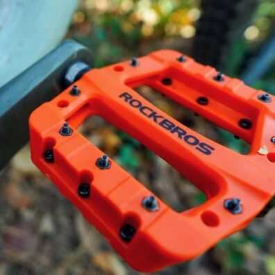 拿30万块创业,义乌卖家靠卖骑行装备年入10亿!