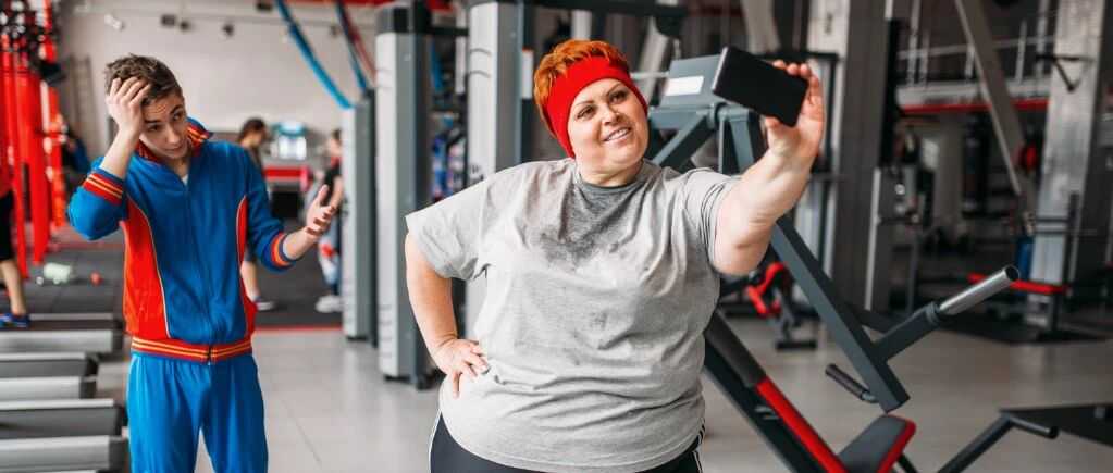 一夜火遍TikTok!这位博主重新定义了全球女性的时尚选择