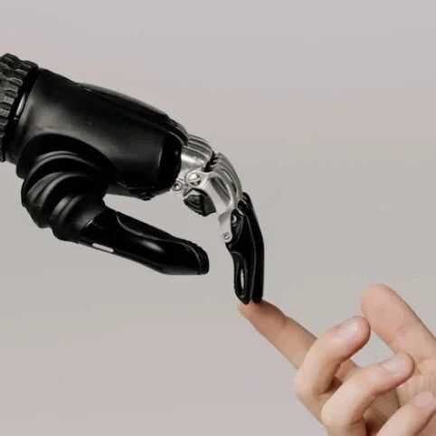 年销百万台、营收破亿!这些AI小硬件在海外闷声发大财