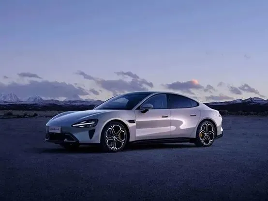 小米出海，杀疯了：SU7 火到欧洲、3C 重夺东南亚第一！