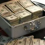 给跨境公司发钱，最高300万