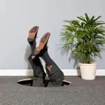 95后“TikTok大咖”罗宾人设崩塌，本人最新回应来了！