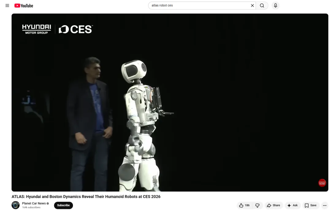 刷屏CES！波士顿动力Atlas量产版首秀，人形机器人要颠覆工厂了？