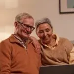 老外扎堆来中国看病催生跨境商机，深圳卖家TikTok月入200万