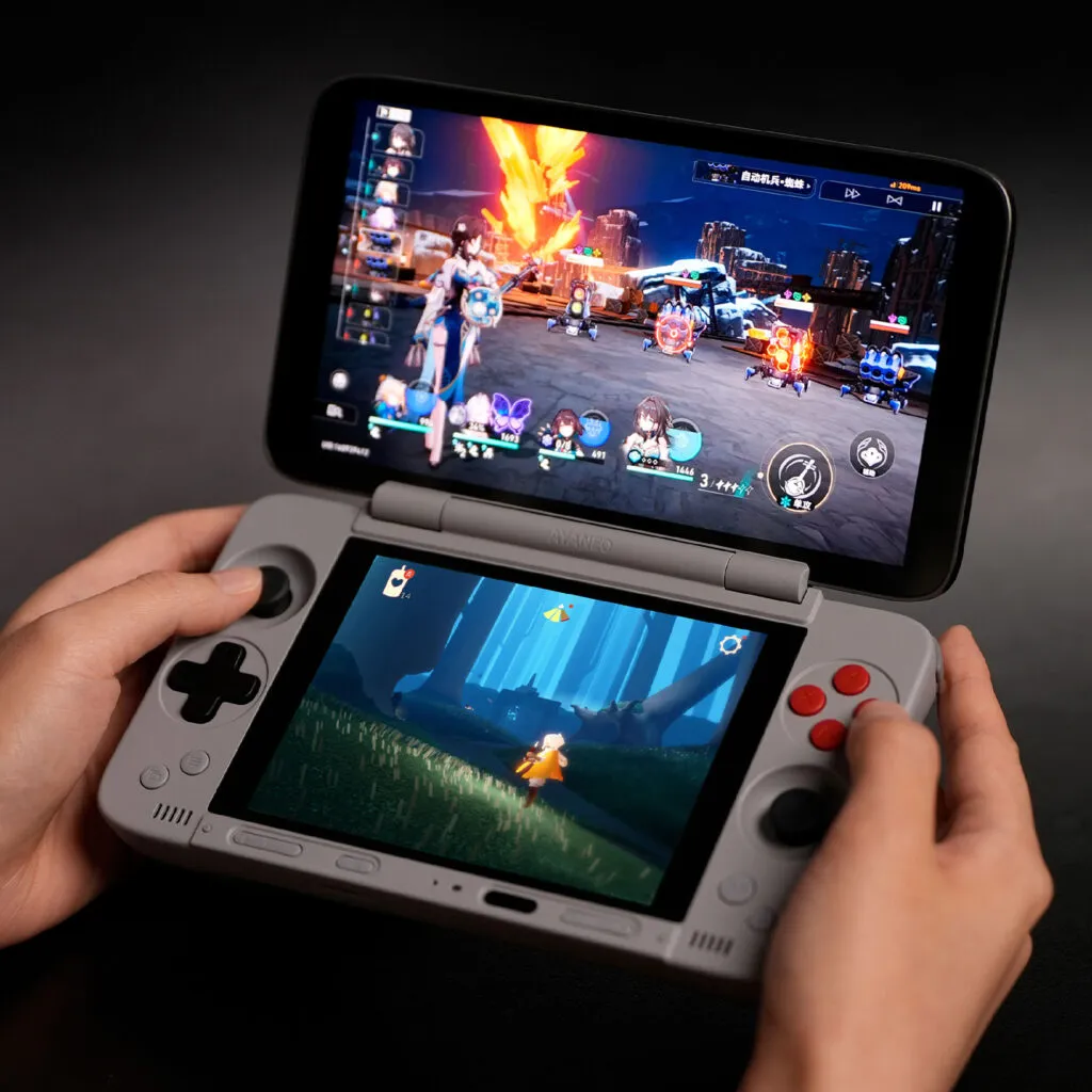 一款双屏掌机众筹超募140倍，AYANEO如何撬开海外高端掌机市场？